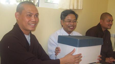 Đoàn kết, xây dựng hình ảnh đẹp về Việt Nam