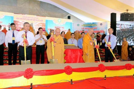 Lễ tốt nghiệp cử nhân Phật học khóa XI, động thổ xây dựng chánh điện tại HVPGVN TPHCM