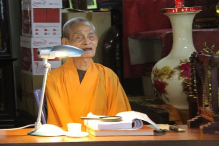 Đức Pháp chủ GHPGVN trả lời phỏng vấn Báo Giác Ngộ