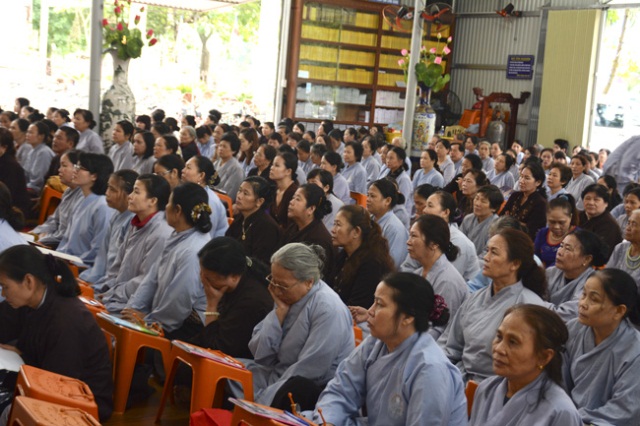 Ban Hoằng pháp Nghệ An khai giảng lớp giáo lý