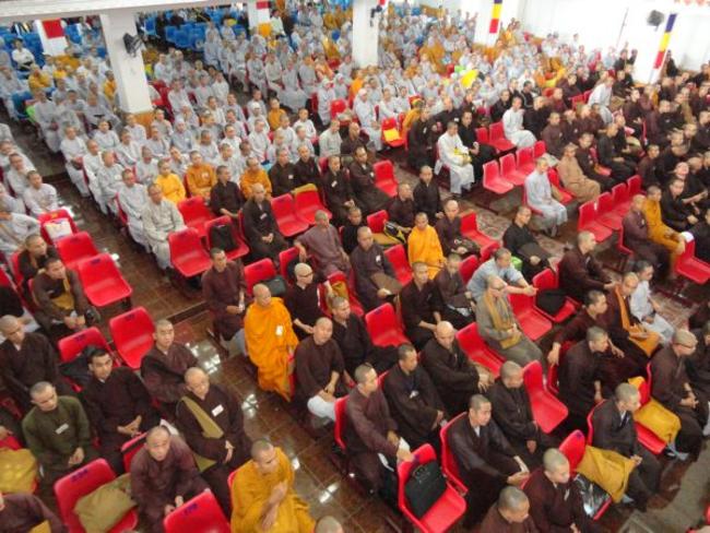 Học viện PGVN diễn tập lễ cấp phát văn bằng cử nhân Phật học khóa VII