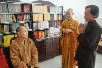 Bắc Ninh: TT Thích Chân Tính giảng pháp tại chùa Diên Quang