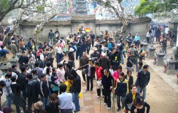 Đề xuất thu phí thăm Yên Tử không dựa trên cơ sở nghiên cứu xã hội và trưng cầu ý kiến