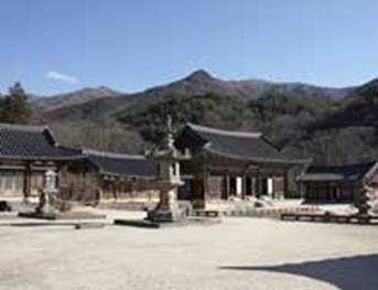 HÀN QUỐC: Chùa Hwaeomsa, kho tàng của núi Jirisan