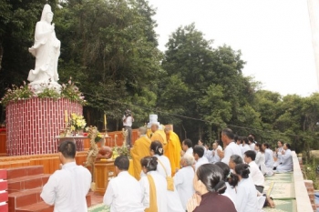 Chùa Kim Liên Hà Tĩnh lễ vía và an vị tôn tượng Bồ Tát Quán Thế Âm
