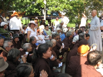 Ni trưởng 47 năm miệt mài làm việc thiện