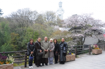 TT Thích Chân Tính thuyết giảng và thăm tượng Bạch Y Đại Bồ Tát và tượng Phật A Di Đà tại Nhật Bản