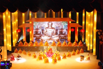 TPHCM: Chương Trình Ca Nhạc Diệu Âm Hoằng Pháp II