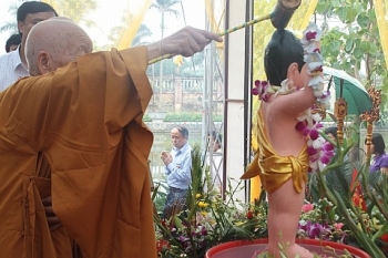 Chùa Sùng Nghiêm Thái Bình tổ chức Đại lễ Phật đản PL. 2558