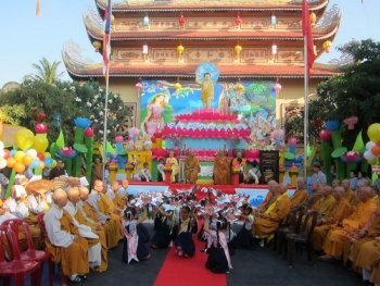 Đại lễ Phật đản PL 2558  tại thị xã Ninh Hòa