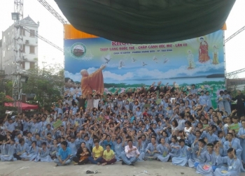 Chùa Từ Xuyên ngày thứ ba khóa tu mùa hè 2013