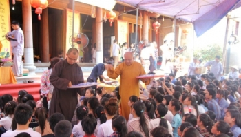 Chùa Thanh Lương Hà Tĩnh lễ cầu nguyện tư vấn mùa thi và ngày tu an lạc