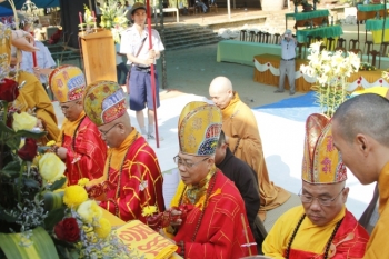 Tu viện Khánh Lâm Kon Tum lễ khai kinh Bạt độ cầu siêu,đúc đại hồng chung