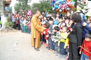 Hàng ngàn thanh thiếu niên Phật tử dự Khóa lễ Phúc Đức năm mới tại Chùa Thành Lạng Sơn