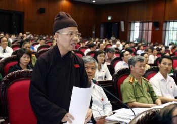 Tiền và quyền đang thao túng PGVN?