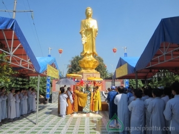 Lễ an vị tôn tượng Phật A Di Đà tại chùa Bảo Long
