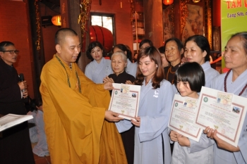 Chùa Thành Lạng Sơn tổ chức Lễ truyền thụ Tam Quy - Ngũ Giới