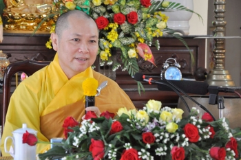 TT. Thích Chân Tính giảng pháp tại chùa Kim Liên Cần Thơ