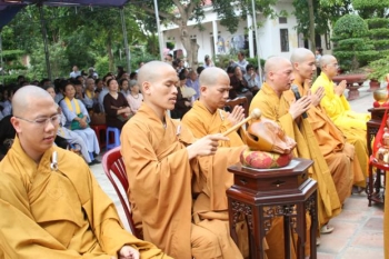 Điểm tin Phật giáo 3 tuần 2  tháng 7.2013