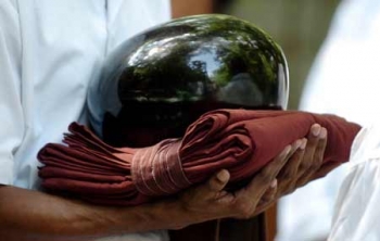 Ý nghĩa và nguồn gốc của chiếc áo Cà sa