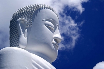 Mười lời khuyên để giúp chúng ta biết sống và bước theo vết chân của Đức Phật