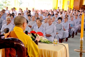 TT Thích Chân Tính giảng pháp tại chùa Như Thành Trà Vinh