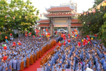 Thông bạch hướng dẫn tổ chức Đại lễ Phật đản PL. 2556
