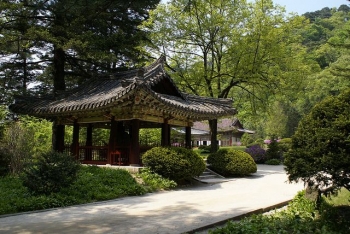 Diệu Hương Sơn, Phổ Hiền Cổ Tự (妙香山普贤 寺) Bắc Triều Tiên