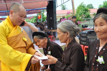 Nghệ An: Lễ Vu Lan tại chùa Cổ Am