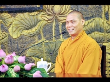 TT Thích Trí Chơn giải đáp thắc mắc câu hỏi trong chương trình Ánh Sáng Phật Pháp