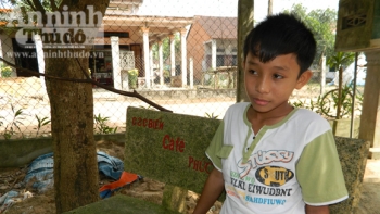 Nhặt ví trên 30 triệu, trò nghèo đem trả nhân viên ngân hàng