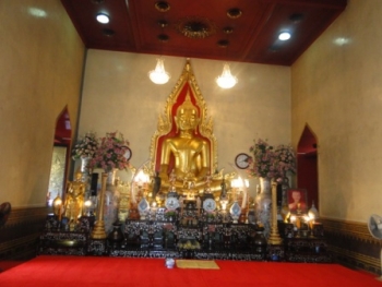 Bức tượng Phật bằng vàng đặc biệt ở Bangkok Thái Lan