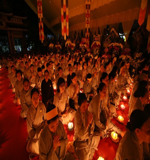 Đêm thắp nến tri ân 'Nghe lời di huấn' của cố Hòa thượng Thích Quang Đạo