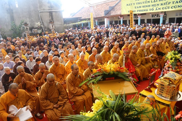 Lễ tưởng niệm và nhập bảo tháp kim quan HT Thích Quảng Lợi