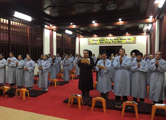 Nghệ An: Trên 100 phật tử về  chùa Chí Linh tu học