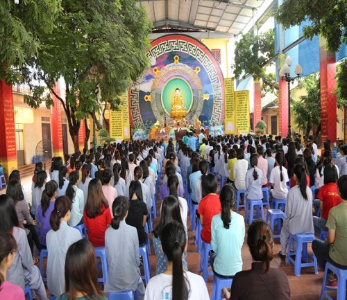 Khai mạc khóa tu sinh viên lần thứ V với chủ đề “Hướng tới tương lai”