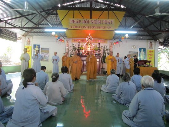 Khóa tu niệm Phật lần thứ 13 tại chùa Linh Sơn Pháp Ấn