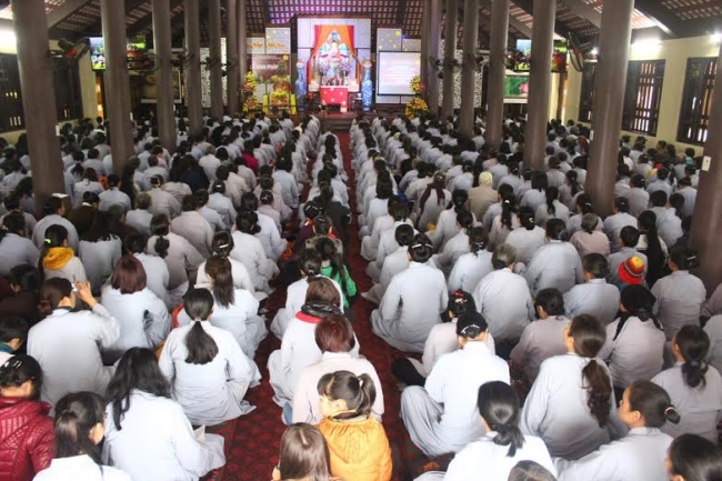 Hơn 1.500 Phật tử tham dự lễ Khai pháp khóa tu niệm Phật tại chùa Hòa Phúc