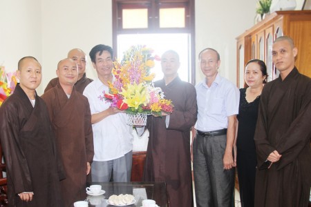 Hà Tĩnh: BTS Phật giáo chúc mừng Ban Tôn giáo tỉnh 