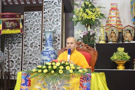 Hơn 1000 Phật tử tham dự ngày tu an lạc tại chùa Hòa Phúc