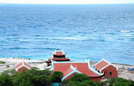 Những ngôi chùa Việt hướng ra biển Đông