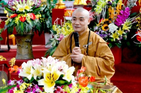 Cư sĩ và Phật tử khác nhau thế nào ?