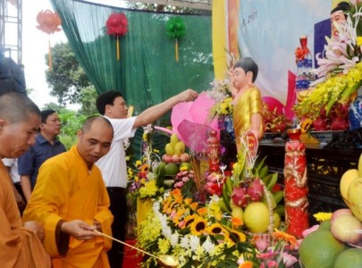 Thái Bình: Phật giáo Hưng Hà kính mừng Phật đản