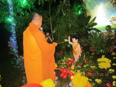 Trang nghiêm lễ tắm Phật tại Tổ đình Thiên Bửu