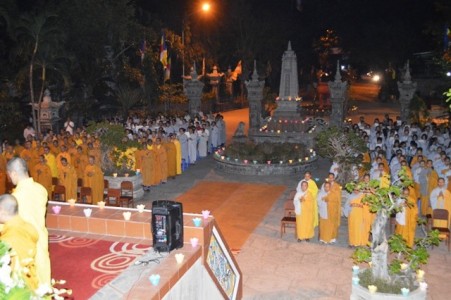 Phật giáo Khánh Hòa trang nghiêm tổ chức lễ kỷ niệm ngày Đức Phật thành đạo