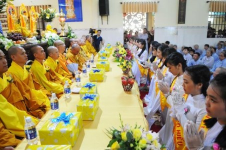 Tịnh Viện Pháp Hạnh: Ấm áp đại lễ Vu lan báo hiếu năm 2016