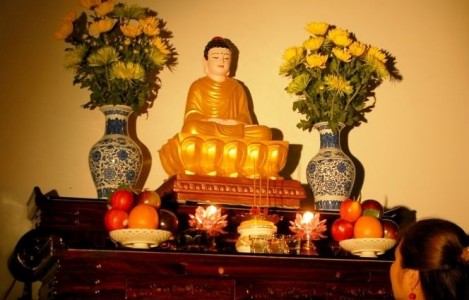 Nhà chung cư, cao ốc thiết bàn thờ Phật như thế nào