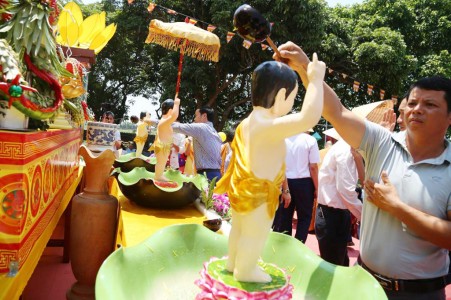 Đại lễ Phật đản tại chùa Đống Cao Thanh Hóa
