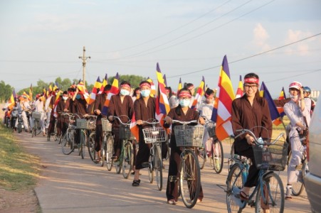 Hà Tĩnh: Lễ bế mạc Tuần lễ Phật đản PL 2559 tại Trung tâm Văn hóa Phật giáo