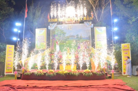 Hà Tĩnh: Phật giáo huyện Cẩm Xuyên tổ chức đại lễ Phật đản PL 2563